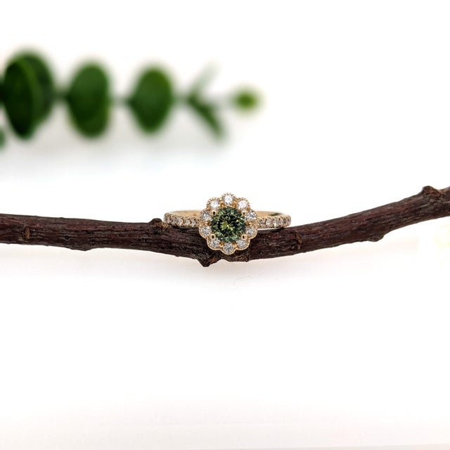 Contemporary Demantoid Ring W Earth Mined Diamonds in Solid 14k Yellow Gold | Round 5mm, Size 6.75 For Sale - Image 3 of 6