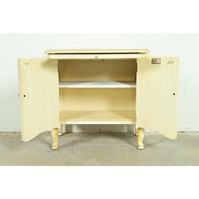 1970s Drexel Heritage French Provincial Louis XV Cream Lacquered Paint-Decorated Nightstand, 1970s For Sale - Image 5 of 12