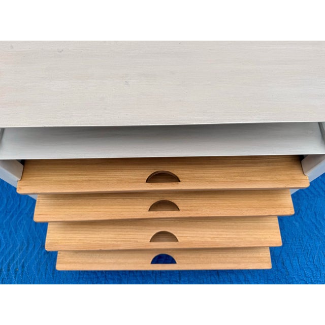 Mid-Century Modern Mid-Century Modern Magazine Table by Edward Wormley for Drexel For Sale - Image 3 of 12