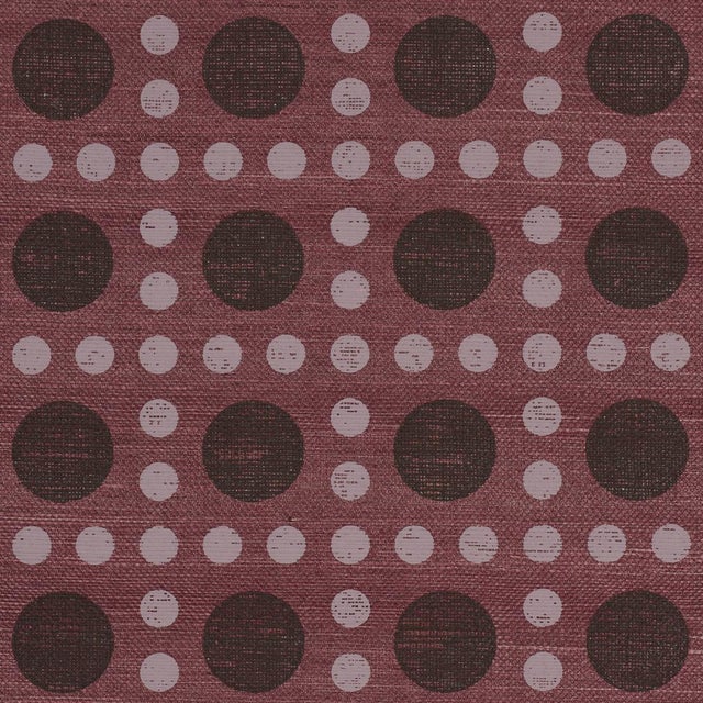 Contemporary SAMPLE - Schumacher X Backdrop Puntini Sisal Wallpaper In Plum For Sale - Image 3 of 4