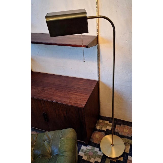 Mid-Century Modern Brass Bankers Adjustable Floor Lamp, 1970s For Sale - Image 6 of 12
