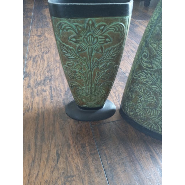 1990s Vintage Floral Engraved Metal Brown/Green/ Black Vases, Made in India - Set of Two For Sale - Image 5 of 8