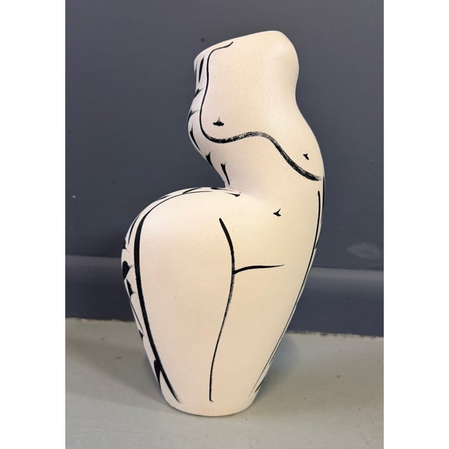 2000s Ceramic Vase With a Woman’s Figure by Donna Polseno Mid Century For Sale In Philadelphia - Image 6 of 7