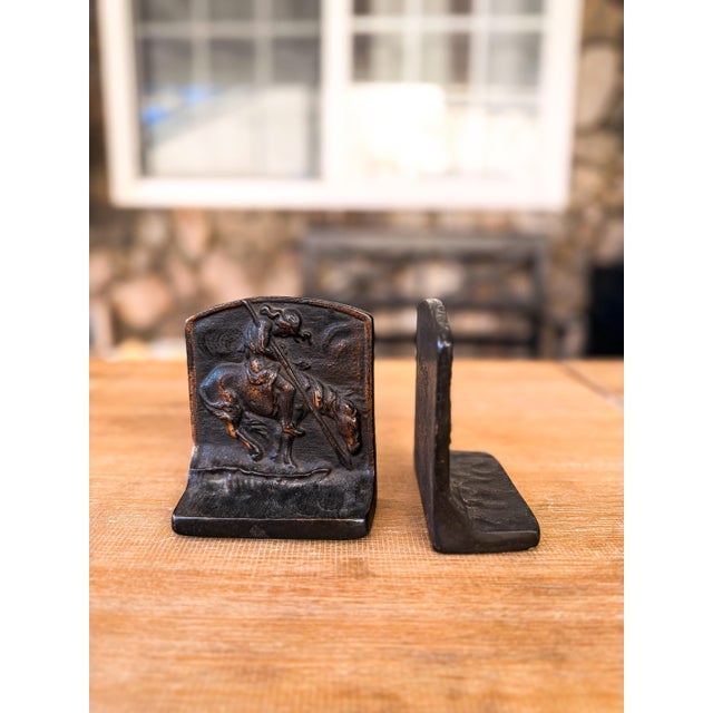 Mexican Early 20th Century Heavy Cast Iron Novelty Co. Boho Western Bookends – Sculptural Pair For Sale - Image 3 of 4
