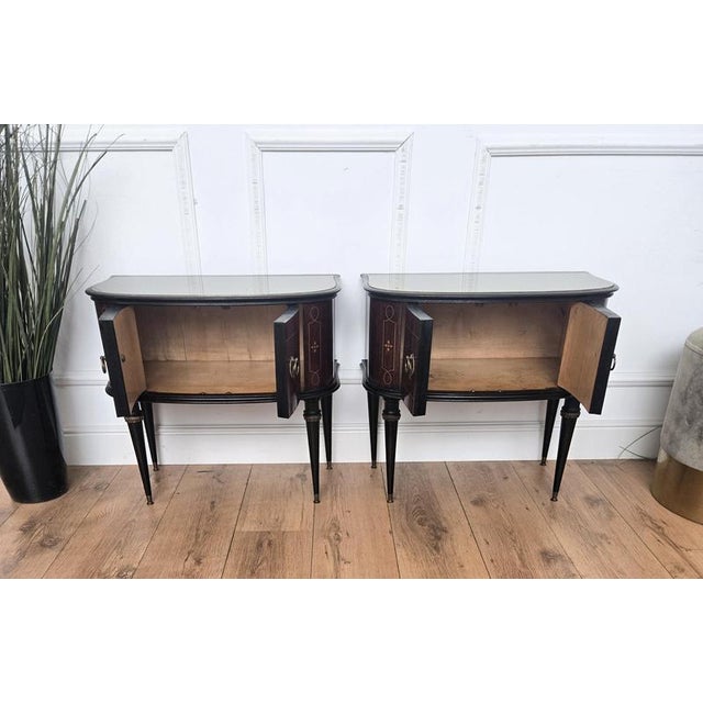 Metal Mid-Century Modern Italian Walnut and Glass Bedside Tables, 1950s, Set of 2 For Sale - Image 7 of 10