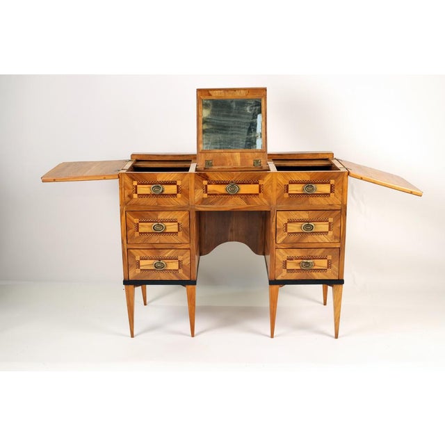 Early 19th Century Louis XVI Ladies Writing Desk with Walnut, 1800 For Sale - Image 5 of 18