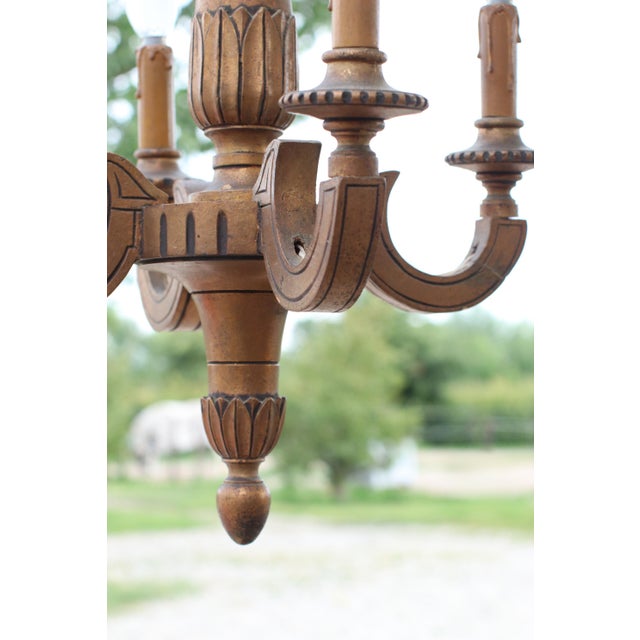 French Neoclassical Five-Light Carved Wood Chandelier with Aged Gold Finish, 1950 For Sale - Image 3 of 8