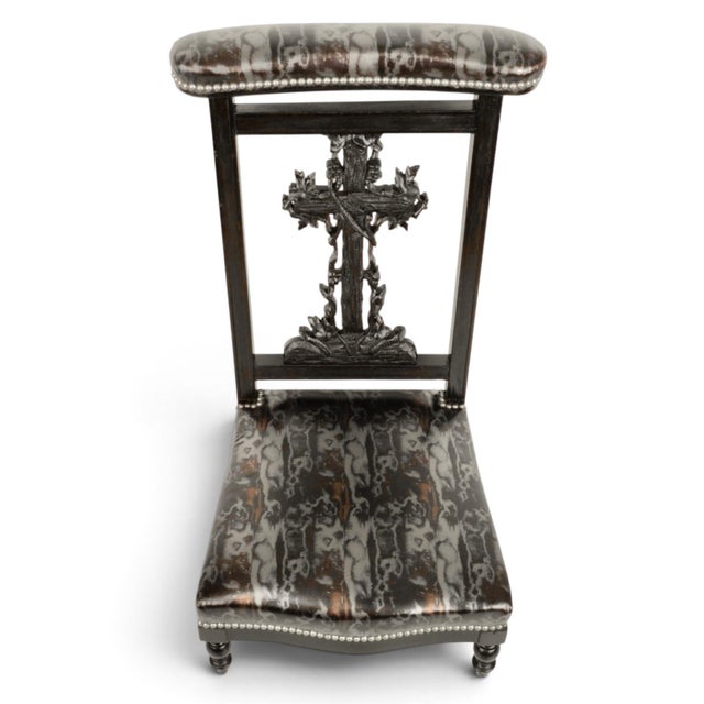 Antique Victorian Gothic Revival Ebonized Wood Prie-Dieu Prayer Chair with Carved Cross, 1900 For Sale - Image 4 of 10