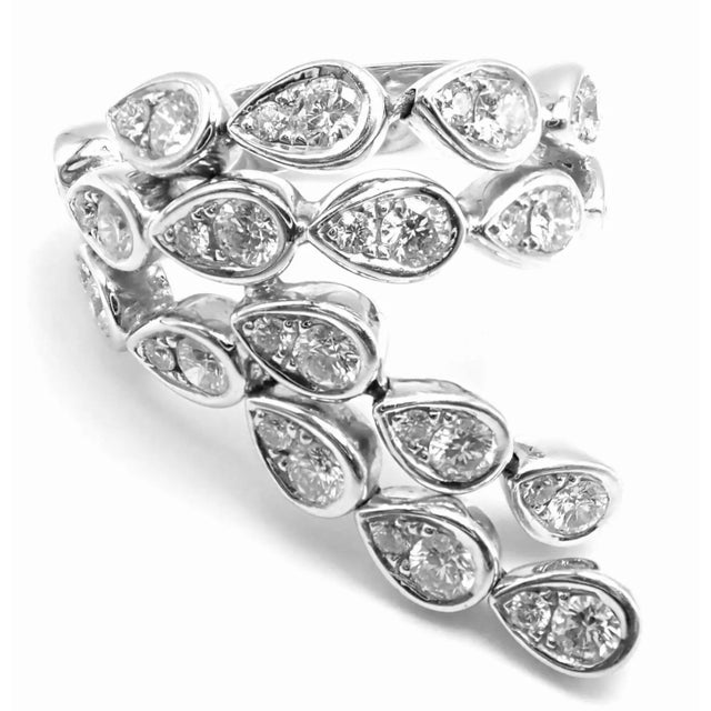 Contemporary Piaget Magic Reflection Diamond Flexible White Gold Ring, Size 6.25 For Sale - Image 3 of 9