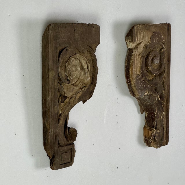 American Vintage Pair of Architectural Salvage Wood Elements With Remnant Paint in Scroll & Flower Design For Sale - Image 3 of 8