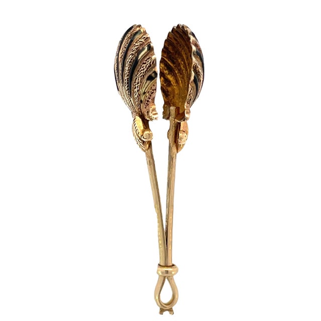 Gold Solid Yellow Gold & Black Enamel Shell Unique Vintage Handkerchief Holder For Sale - Image 8 of 8