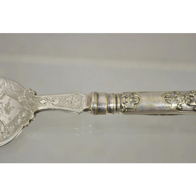 Early 20th Century William Hutton & Sons English Victorian Silver Plated Fish Service Cutlery Set For Sale - Image 5 of 10