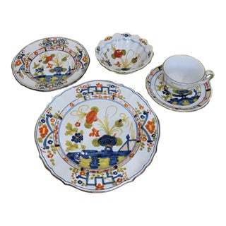 Vintage Amm Faenza Garofano 5-Piece Place Setting - Hand-Painted Italian Majolica For Sale