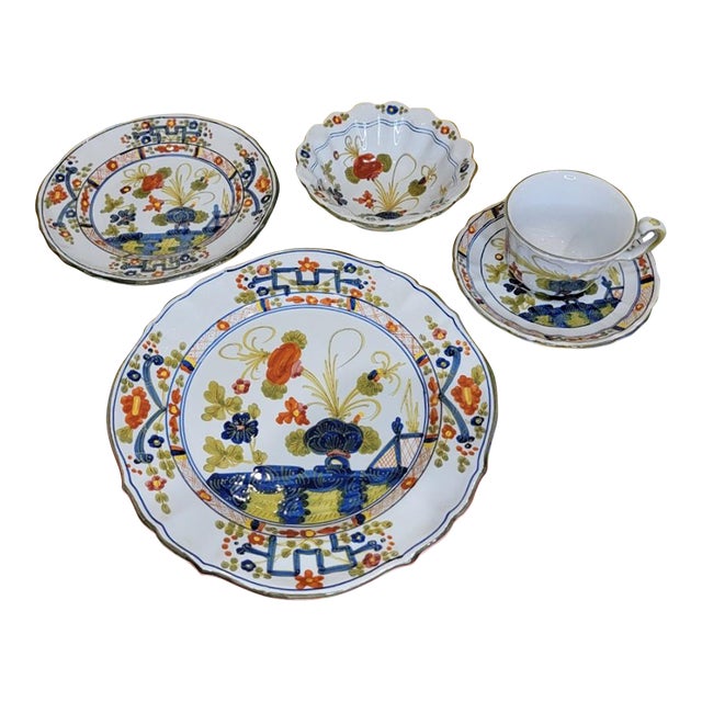 Vintage Amm Faenza Garofano 5-Piece Place Setting - Hand-Painted Italian Majolica For Sale