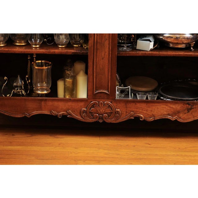 Brown French 1790s Walnut Buffet à Deux-Corps with Glass Doors and Carved Motifs For Sale - Image 8 of 13