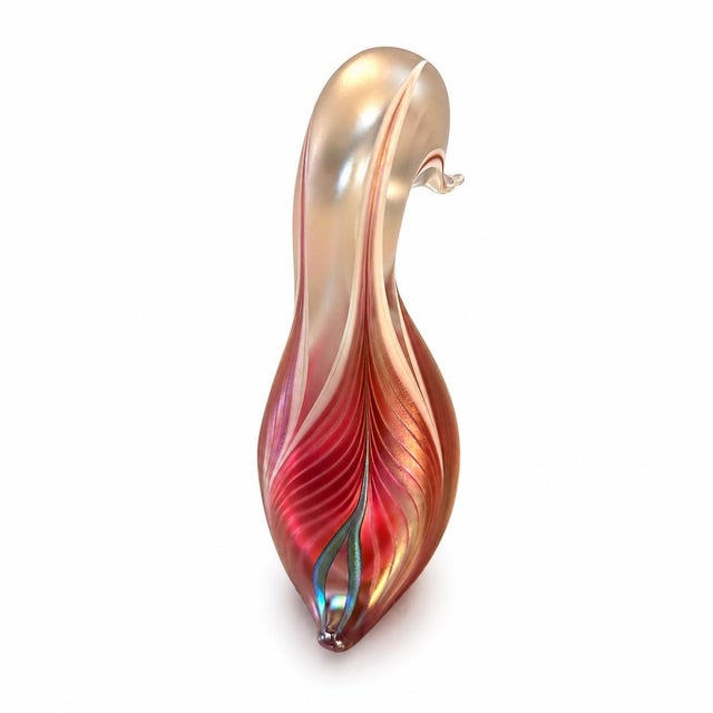 Late 20th Century Vintage Stuart Abelman Signed Iridescent Pink Pulled Feather Art Glass Swan For Sale - Image 5 of 6