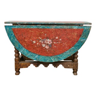 18th-Century Spanish Gateleg Table with Floral Polychrome Décor and Drop Leaves For Sale