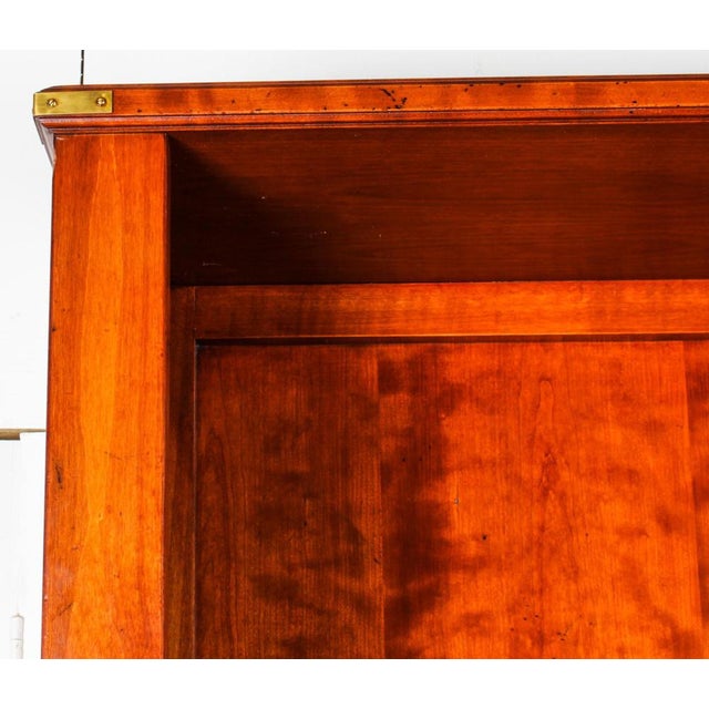 Wood English Mahogany Concealed Flatscreen TV Cabinet, Late 20th Century For Sale - Image 7 of 11