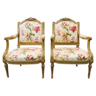 19th Century French Armchairs in Giltwood, Set of 2 For Sale