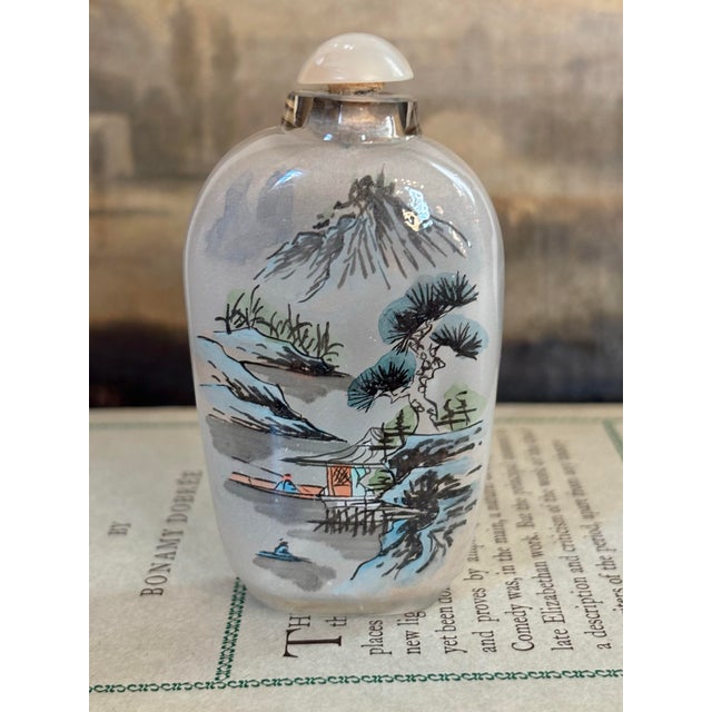 Mid 20th Century Vintage Chinese Reverse Painted Glass Snuff Bottle For Sale - Image 5 of 5