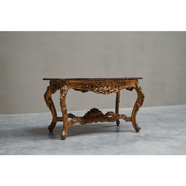 18th Century Italian Carved Giltwood Center Table with Marble Serpentine Top For Sale - Image 14 of 17