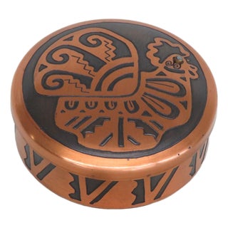Leiva Chile Handcrafted Circular Copper Trinket Box Etched Rooster Motif 4855b For Sale