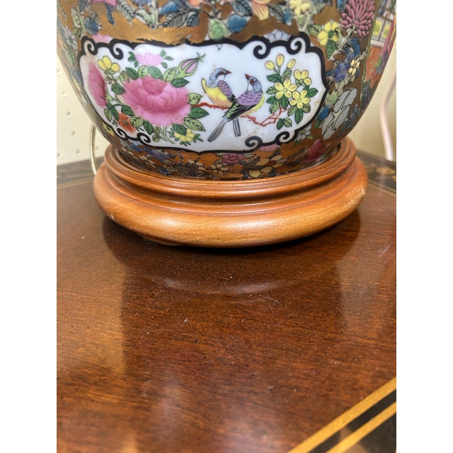 Antique 19th Century Chinese Rose Medallion Vase Lamp For Sale - Image 4 of 12