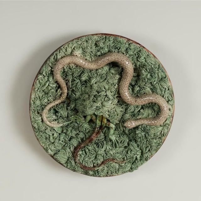 Set of Four Antique Portuguese Palissy Wall Plates by Jose Alves Cunha, Priced Individually For Sale - Image 12 of 18