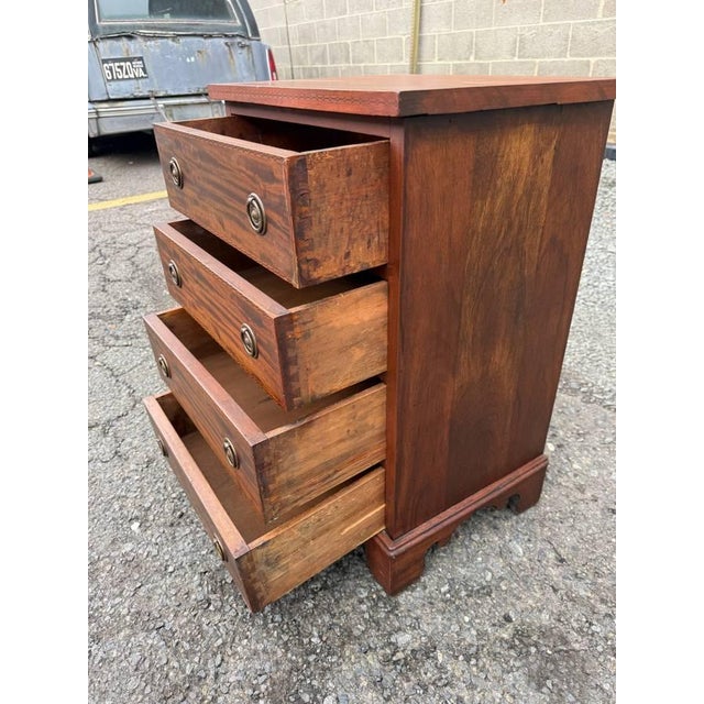 Early 20th Century Antique Georgian Style Mahogany Small Chest/ Nightstand For Sale - Image 5 of 14