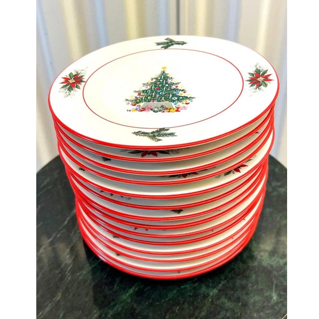 This festive pattern was produced by Schumann from 1970 through 1980 and is now discontinued. It features a Christmas tree...