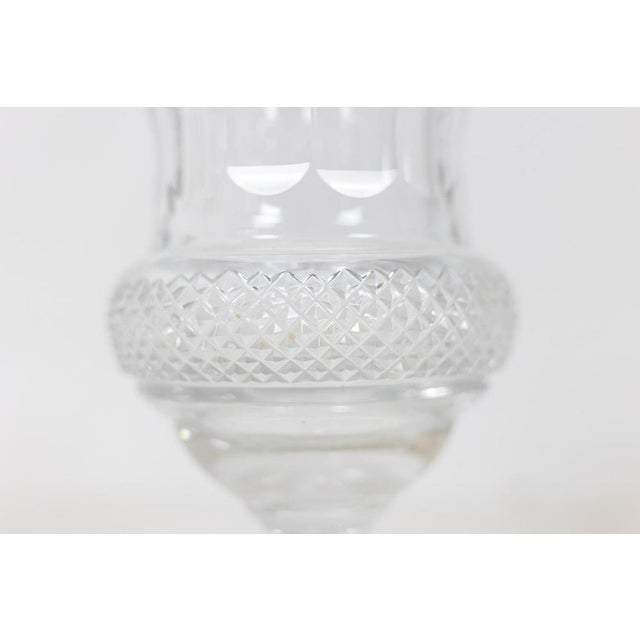 Medici-shaped vase in cut and chiseled crystal, the body adorned with diamond-point motifs. Square base with radiating...