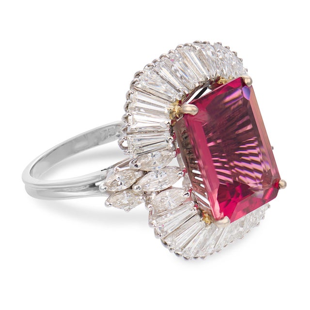 1950s 1950s Mid Century 8.00 Carat Pink Tourmaline Diamond 18k Gold Ballerina Ring, Size 7.5 For Sale - Image 5 of 7