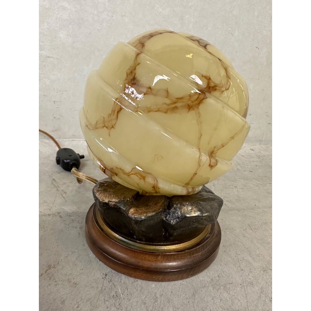 Art Deco Table Lamp in Opaline Glass and Bronze by J.M., Belgium, 1930s For Sale - Image 3 of 13