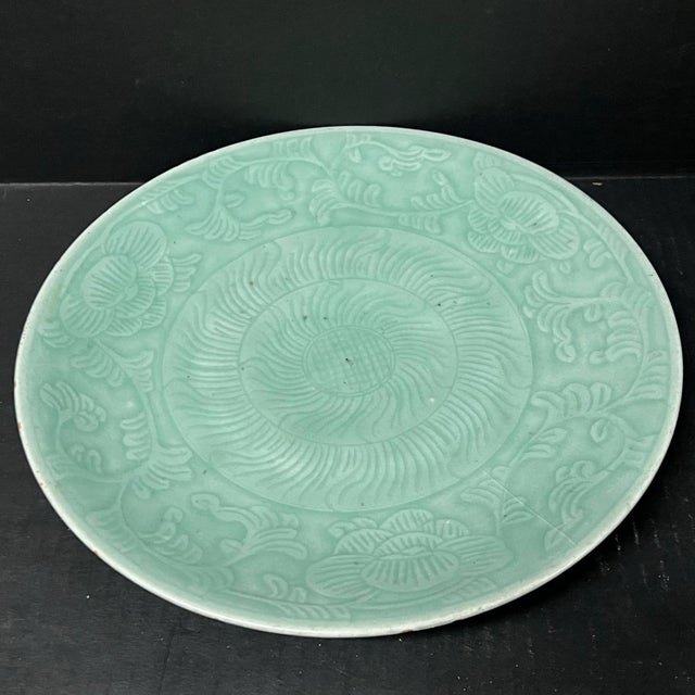 Ceramic Late 19th Century Chinese Art Porcelain Celadon Plate Floral Design For Sale - Image 7 of 8