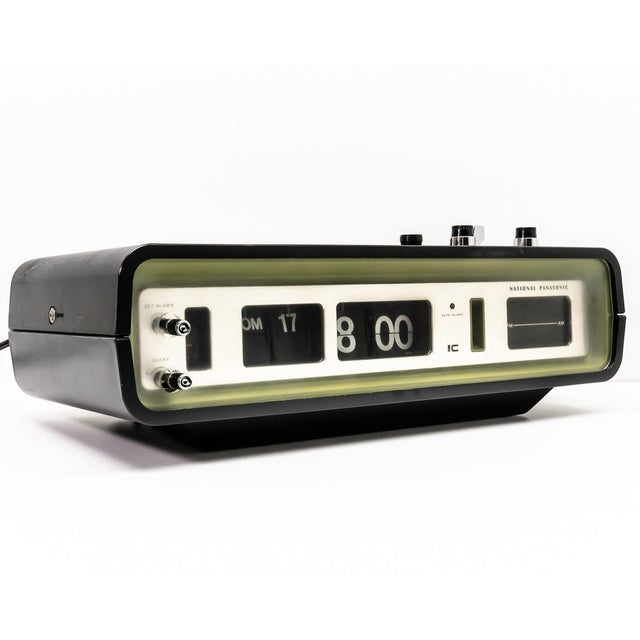 National Panasonic Rc 707b Alarm Radio Flip Clock, 1972 For Sale - Image 12 of 12