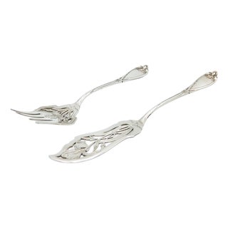 Cut Silver Spatula and Fish Fork with Raised Handles and Monogram Cards, Set of 2 For Sale