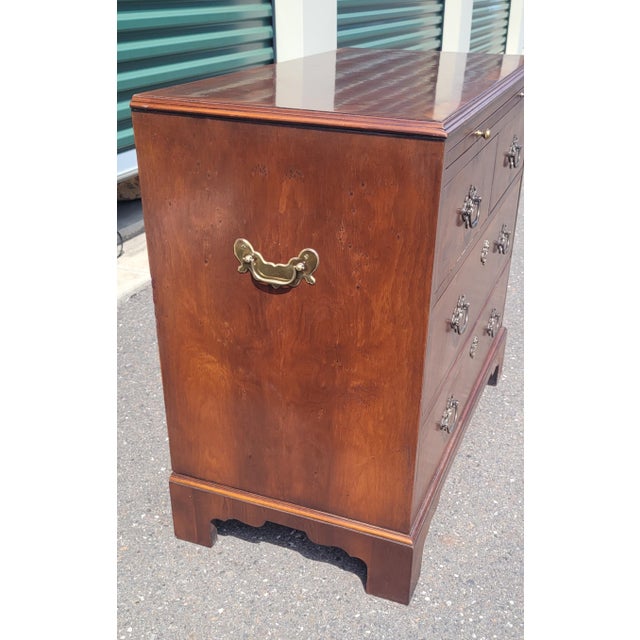 1960s Hekman Mahogany Small Chest For Sale - Image 11 of 13
