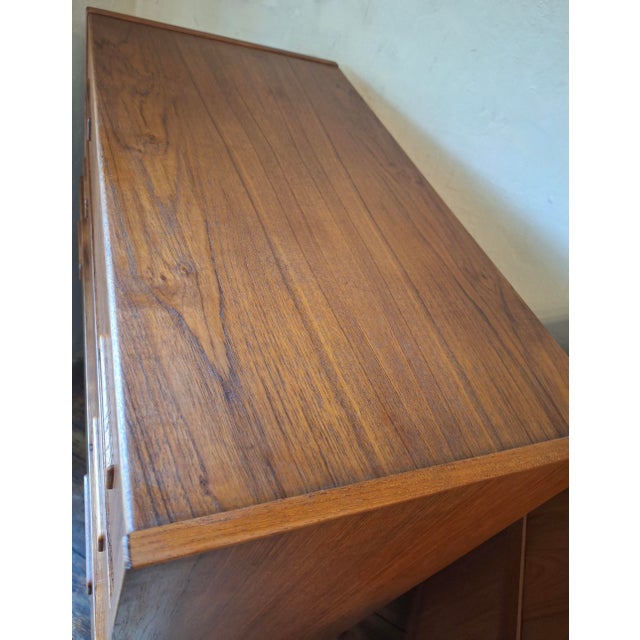 Danish Teak Chest of Drawers from Borge Dam, 1960s For Sale - Image 6 of 10