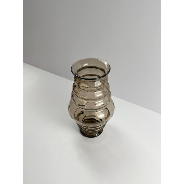 Swedish Art Deco Smoked Glass Vase by Edward Hald for Orrefors, Sandvik, 1923 For Sale - Image 9 of 10