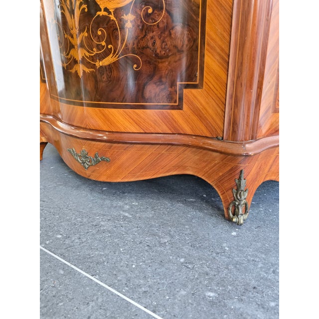 1950s Curved Dresser in Floral Marquetry with Marble Top, 1950s For Sale - Image 5 of 16