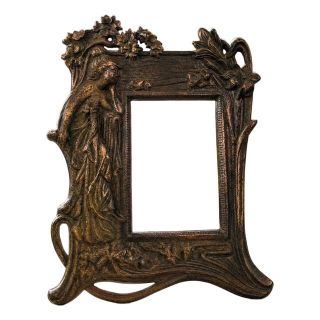Antique Art Nouveau Figural Lady Picture Frame with Ivy Motif For Sale
