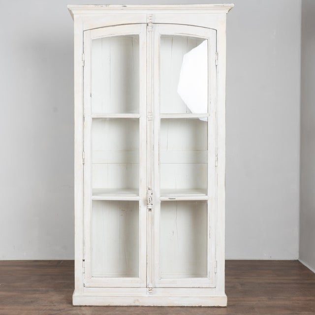 French Provincial 19th-Century French White Painted Oak Bookcase Display Cabinet With Glass Doors For Sale - Image 3 of 14