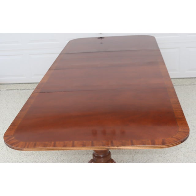 Wood 1980s Henredon Mahogany Double Pedestal Dining Table With Leaves – Traditional Formal For Sale - Image 7 of 12