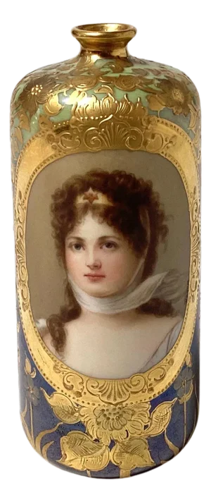 Exquisite Royal Vienna Cabinet Vase of Queen Louise, Circa 1900