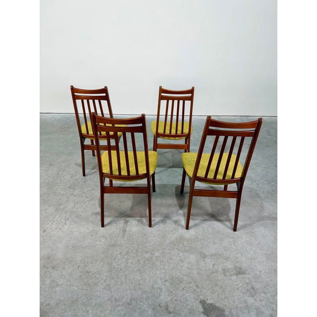 Wood Danish Style Mid Century Dining Chairs, Set of 4, in Knoll Fabric For Sale - Image 7 of 12