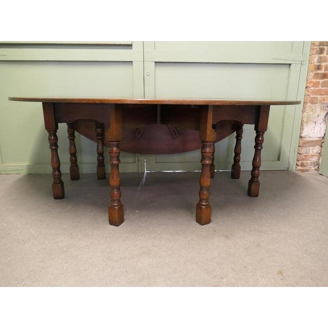 1920s Large Oak Gate Leg Table, 1920 For Sale - Image 5 of 8