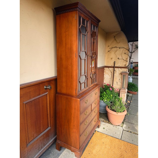 Check your ceiling height for this one. 85" high (just over 7 feet). 1970's vintage Henredon Furniture "18th Century...