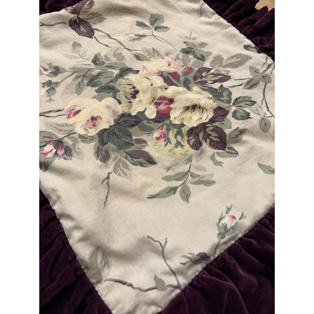 Romantic Pair of Vintage Floral Pillow Covers in the Spirit of 1990s Ralph Lauren Home. For Sale - Image 9 of 12