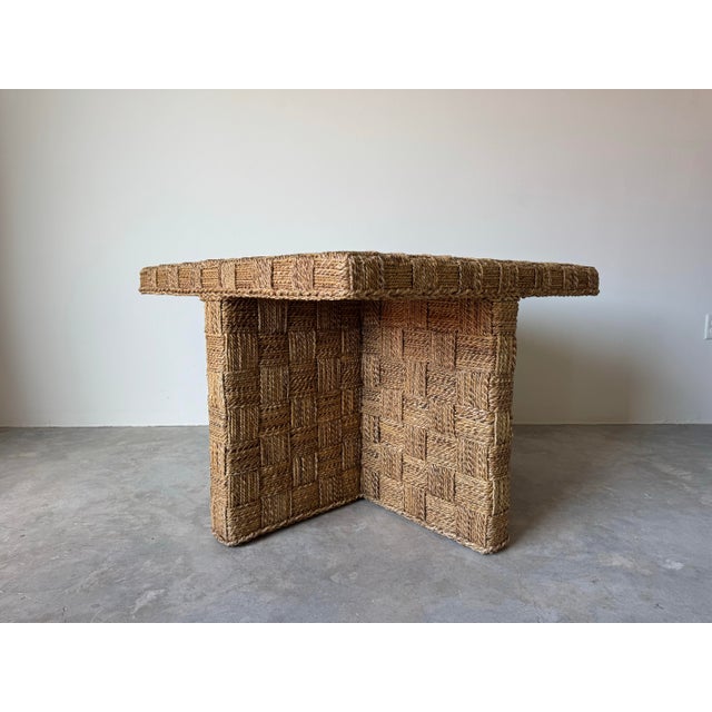 Wood Vintage Coastal Organic Boho Chic Handwoven Seagrass Dining Table With 4 Stools – Set of 5 For Sale - Image 7 of 12