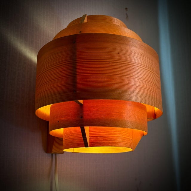 Pine Veneer Wall Lamp V327 by Hans-Agne Jakobsson for Ellysett, Sweden, 1960s For Sale - Image 4 of 10